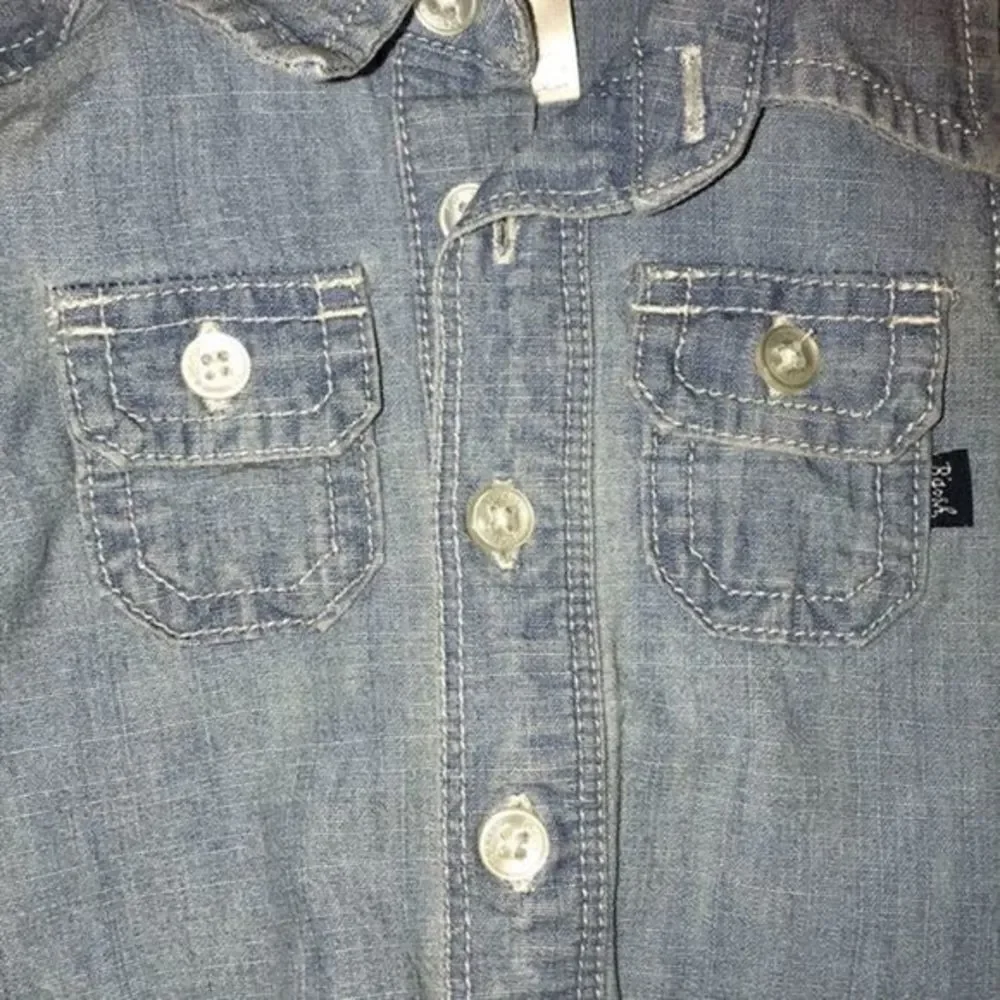 Oshkosh bgosh denim button down size 6 months​​